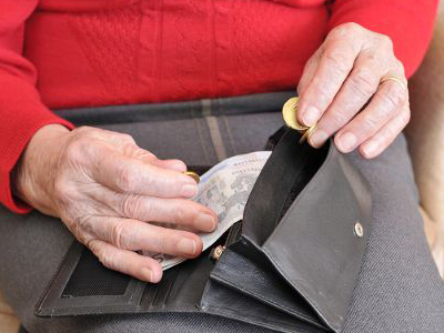 Σε ισχύ το Πανελλήνιο Δίκτυο στήριξης υπερχρεωμένων καταναλωτών