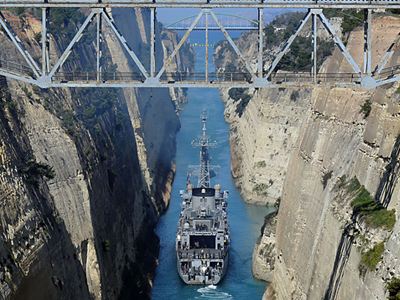 Οργή των συνταξιούχων ναυτικών για τα “κομμένα” εισιτήρια