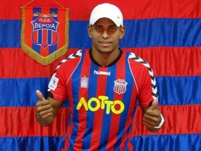 Καλλονή: Πρόταση σε Κόστλι